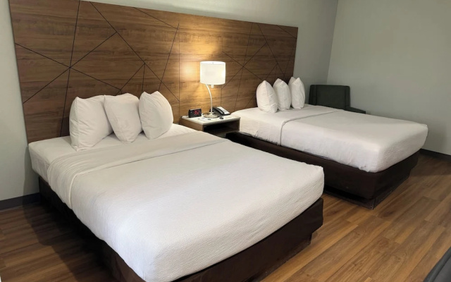 Quadruple Suite