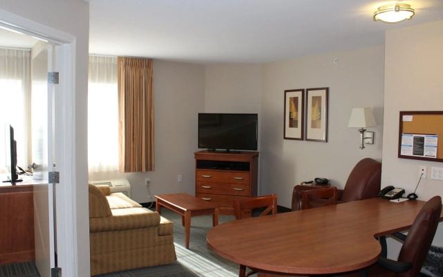 1 Bedroom Double Suite