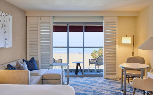 The 720 Double room oceanfront