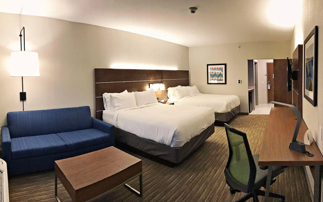Twin Suite