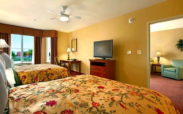 2 Bedrooms Sextuple Suite