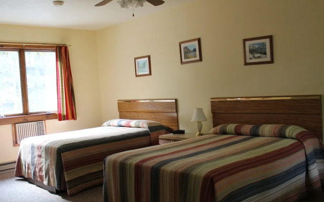 Standard Quadruple room with balcony