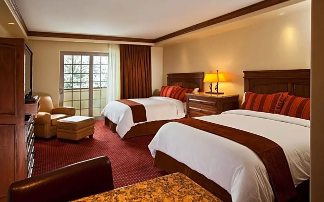 Premium Quadruple room with mountain view