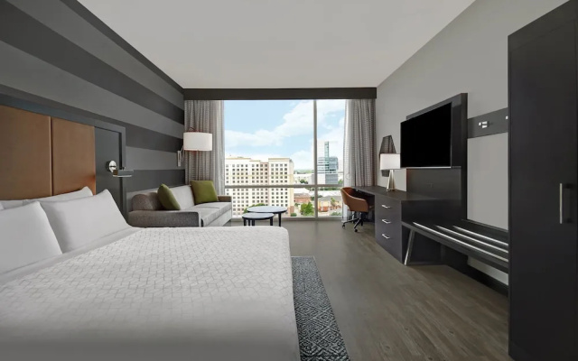Double High Floor Suite