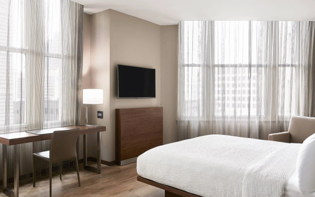 Standard Double room with city view