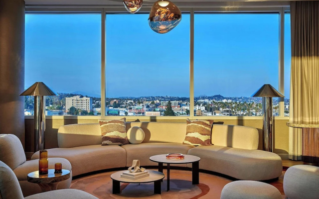 Penthouse Suite