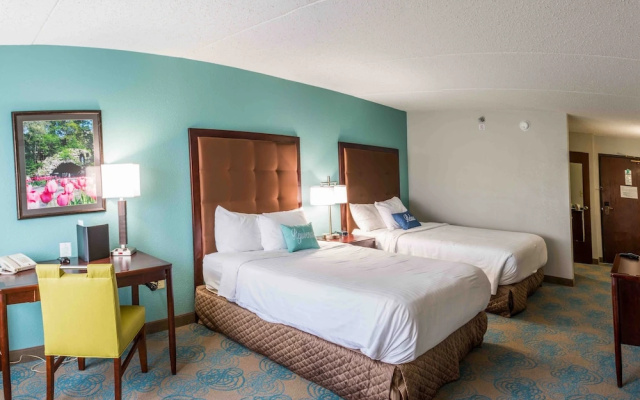 Premier Quadruple Suite