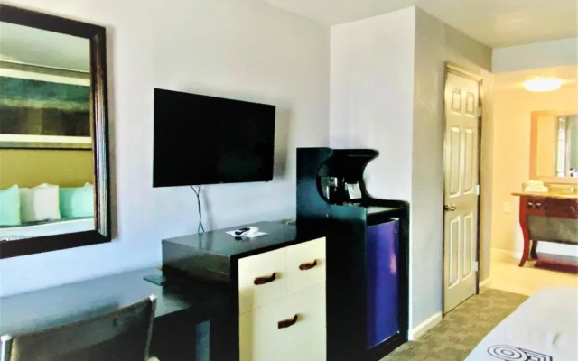 Superior Double room with pool view