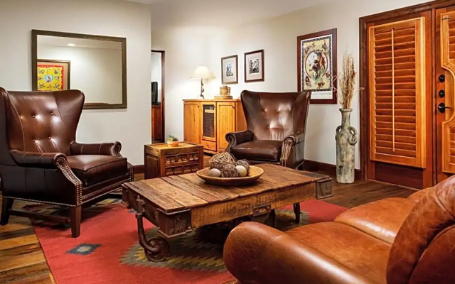 Grand room