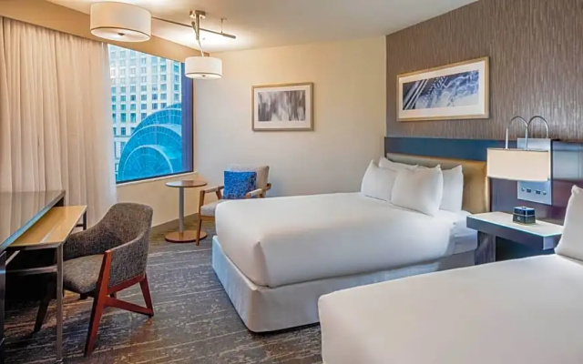 Twin Club Access room