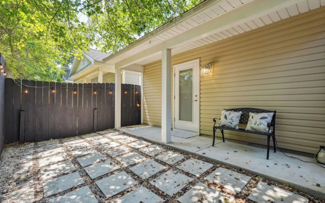 3 Bedrooms Cottage with balcony