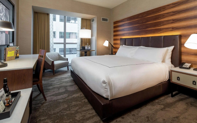 Double room with city view