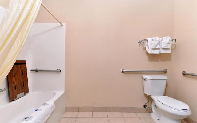 Comfort room