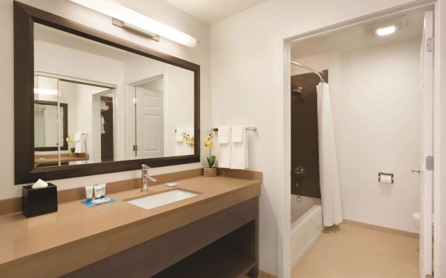 1 Bedroom Double Suite