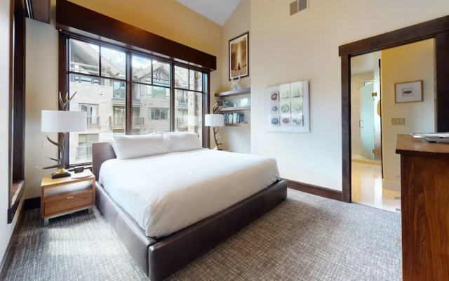 3 Bedrooms Standard Penthouse room with balcony