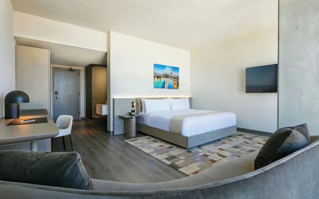 Double Studio Suite City View