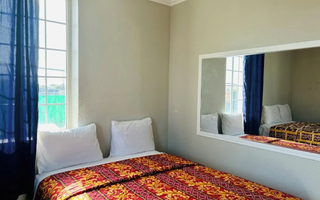Economy room
