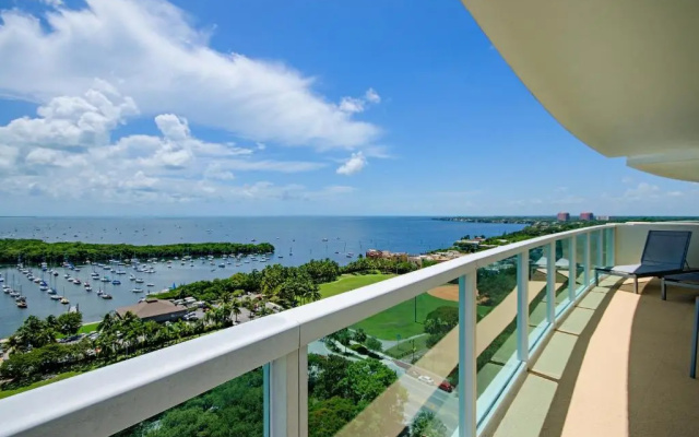 2 Bedrooms Apartment with balcony and with sea view