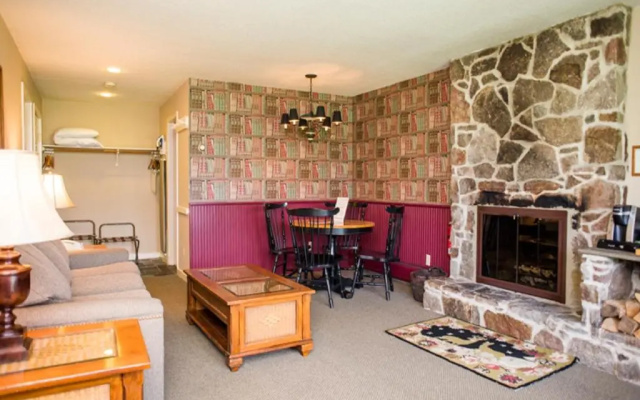 2 Bedrooms Double Suite
