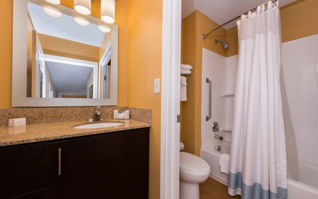2 Bedrooms Suite
