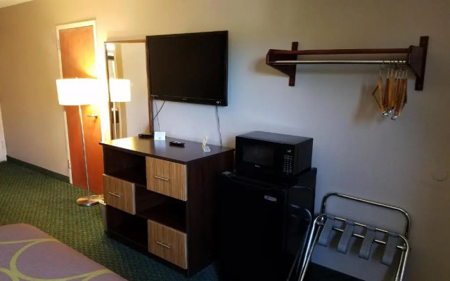 Deluxe Double Suite