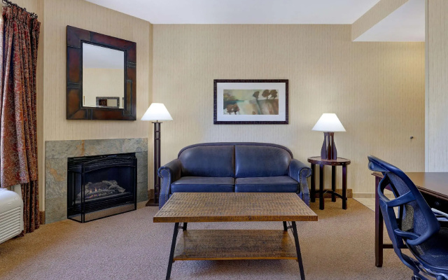 Double Suite