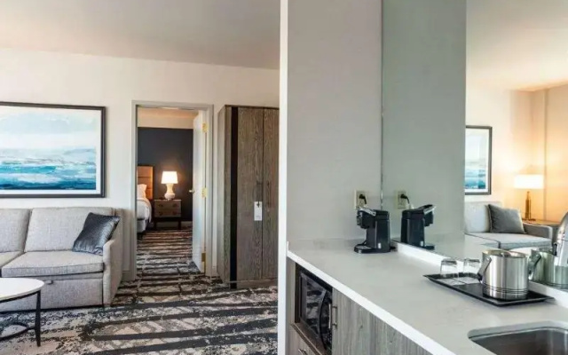 Quadruple Suite