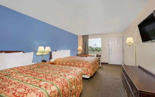 Quadruple room