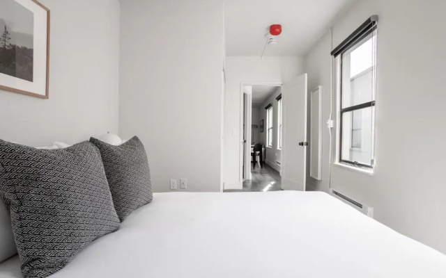 1 Bedroom Apartment