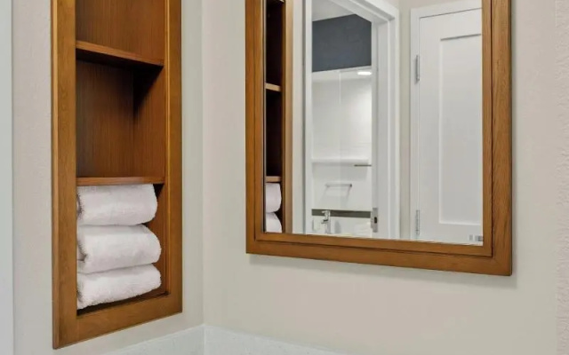 1 Bedroom Quadruple Suite