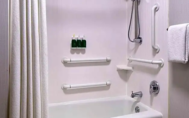 Deluxe Quadruple room with balcony and with courtyard view
