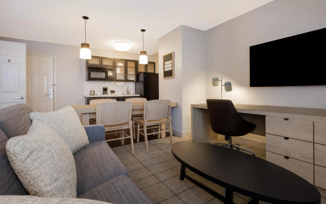 1 Bedroom Double Suite