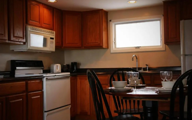 1 Bedroom Apartment