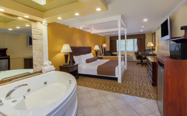 1 Bedroom Luxury Double Suite