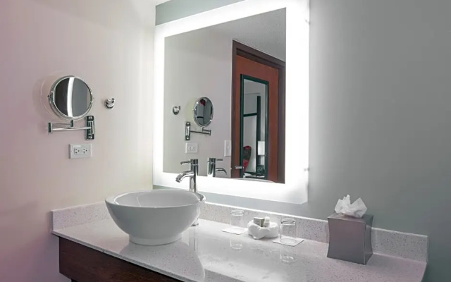 Quadruple Suite