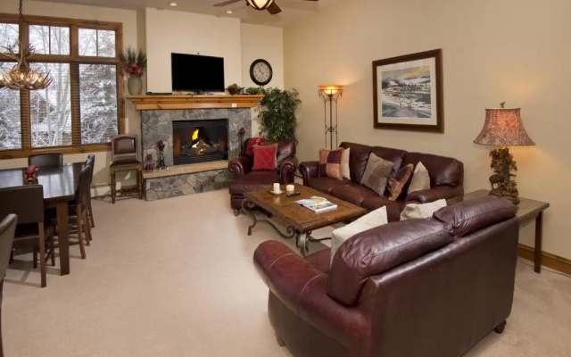 3 Bedrooms Apartment