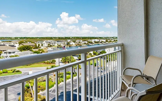 Standard Quadruple room with balcony and with sunset view