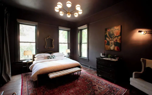 Luxury Double Basement room