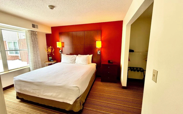 1 Bedroom Suite