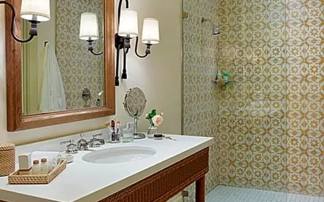 Standard room with land view