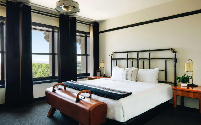 Double room with Millennium Park View