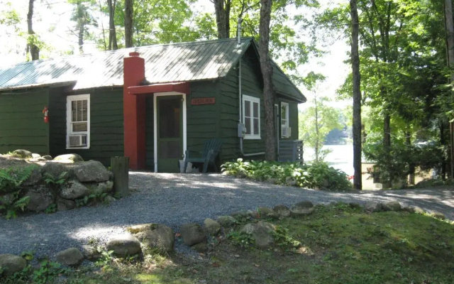 3 Bedrooms Cottage