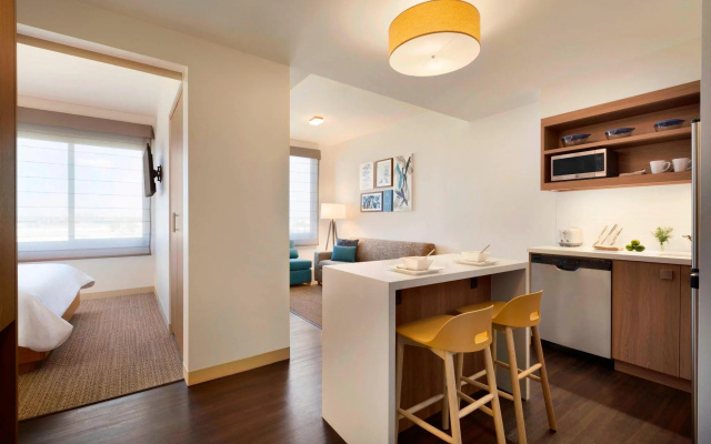 1 Bedroom Double Suite with view