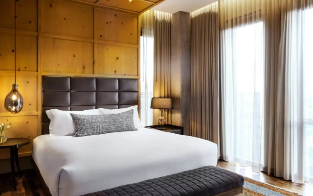 Double Suite