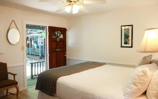 2 Bedrooms Standard room with river view