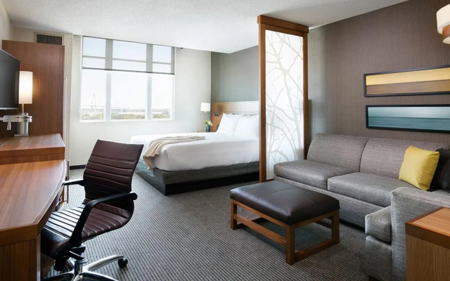 Room (With Sofa Bed) 
