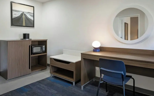 1 Bedroom Suite with balcony