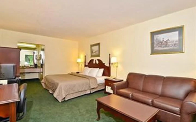 Standard Quintuple room