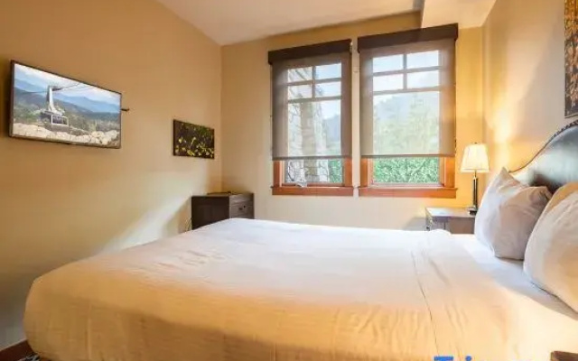 2 Bedrooms Standard Double Suite