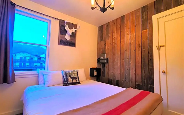 Economy room